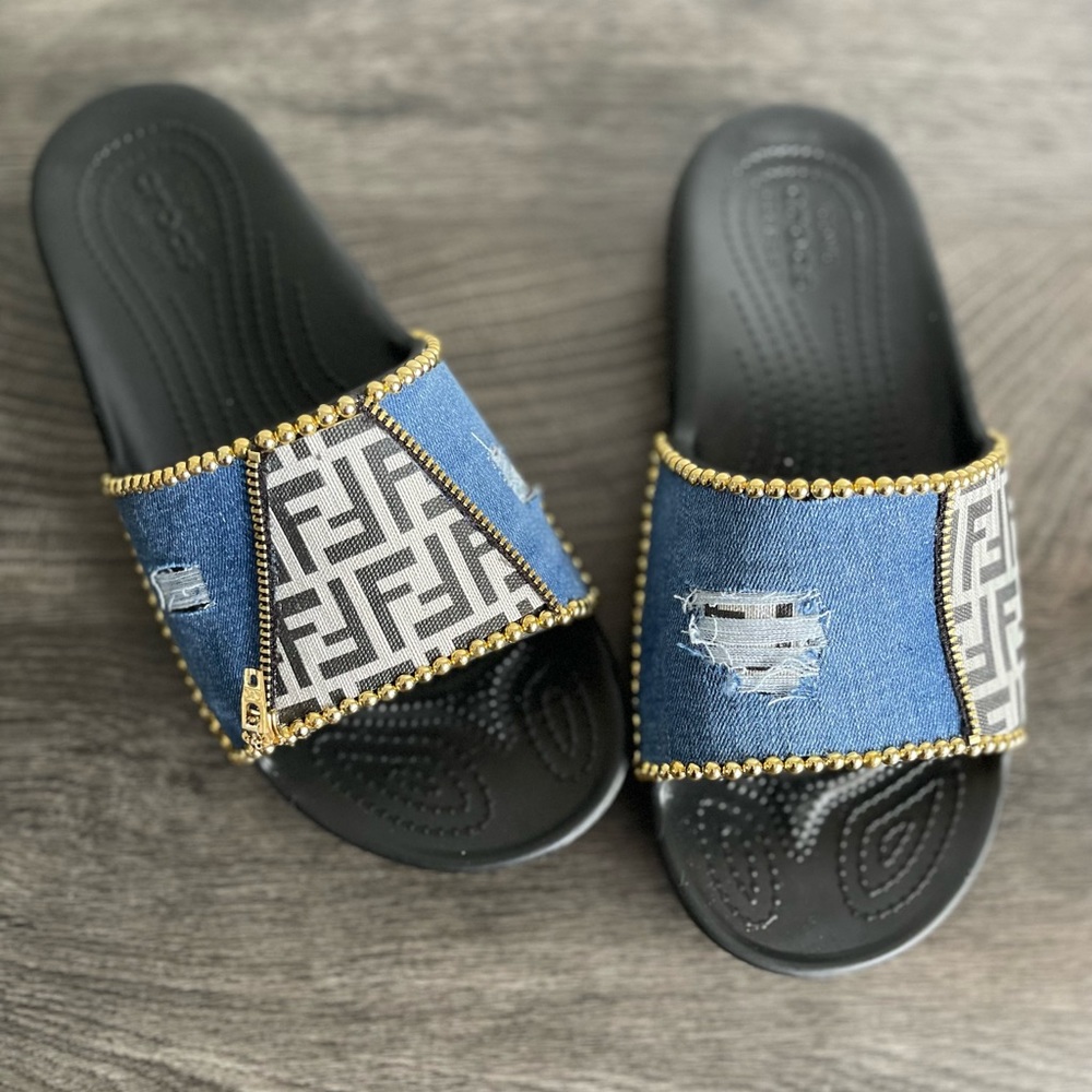 Custom crocs size women 7